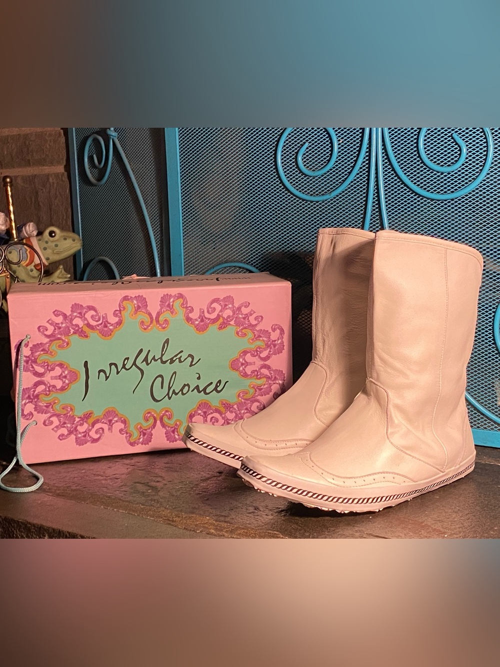 VTG NIB Irregular Choice,I JUMP IN PUDDLES,white cowboy boots,rubber soles, 8.5